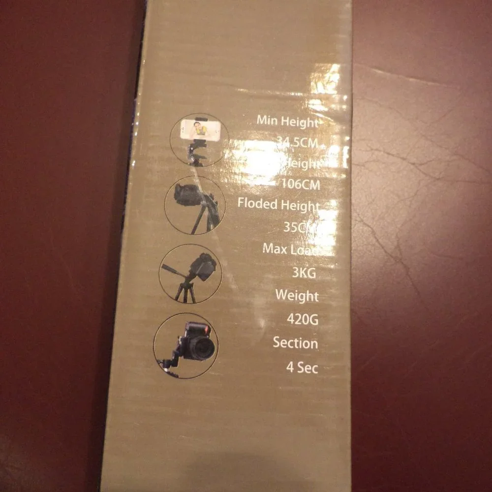 COMPACT TRAVEL TRIPOD with REMOTE SHUTTER AND CARRY CASE with Drawstring